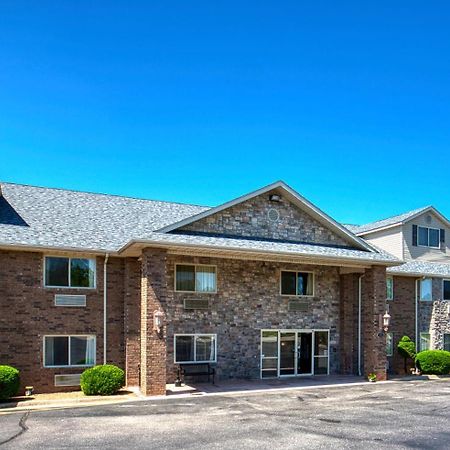 All Towne Suites Сент-Роберт Экстерьер фото