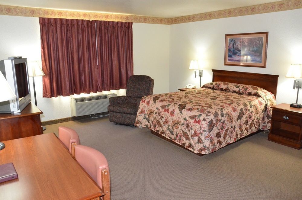All Towne Suites Сент-Роберт Экстерьер фото